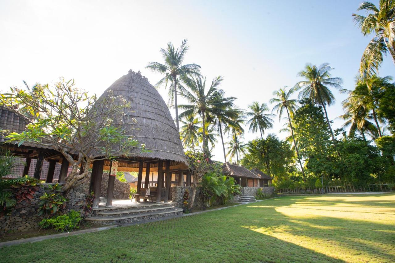The Kirana Tembok Hotel Tejakula Exterior foto